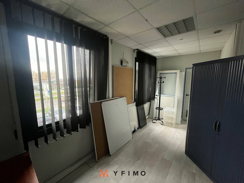Bureaux AUBERGENVILLE - photo 4