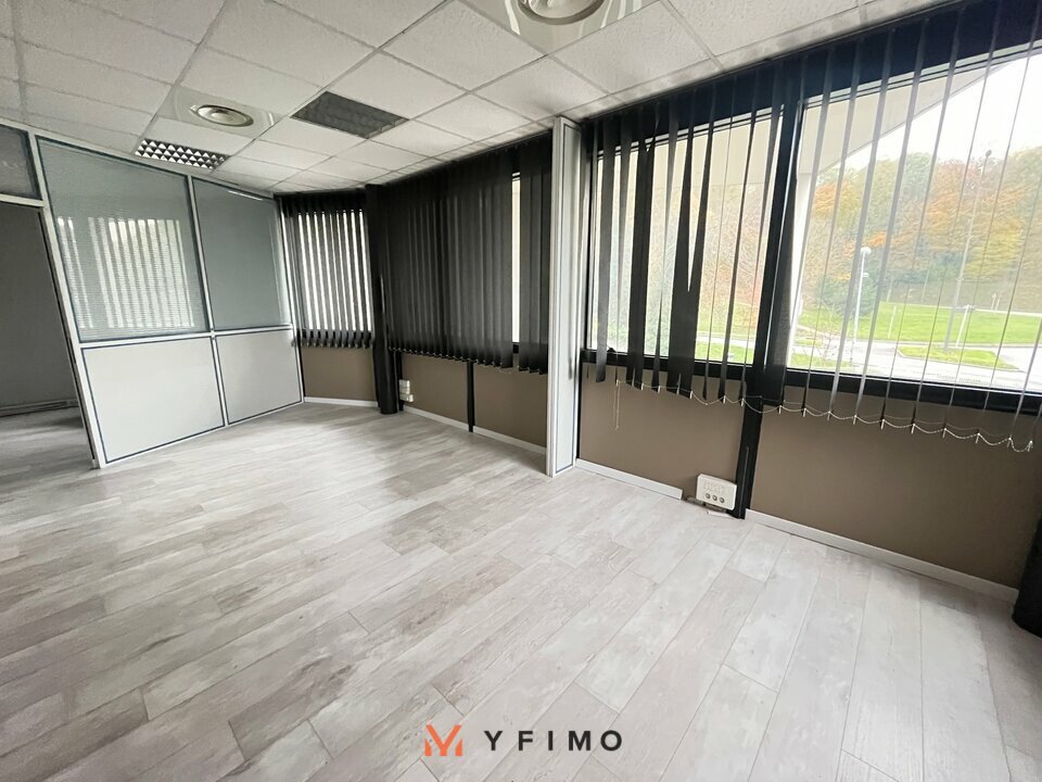 Bureaux AUBERGENVILLE - photo 6