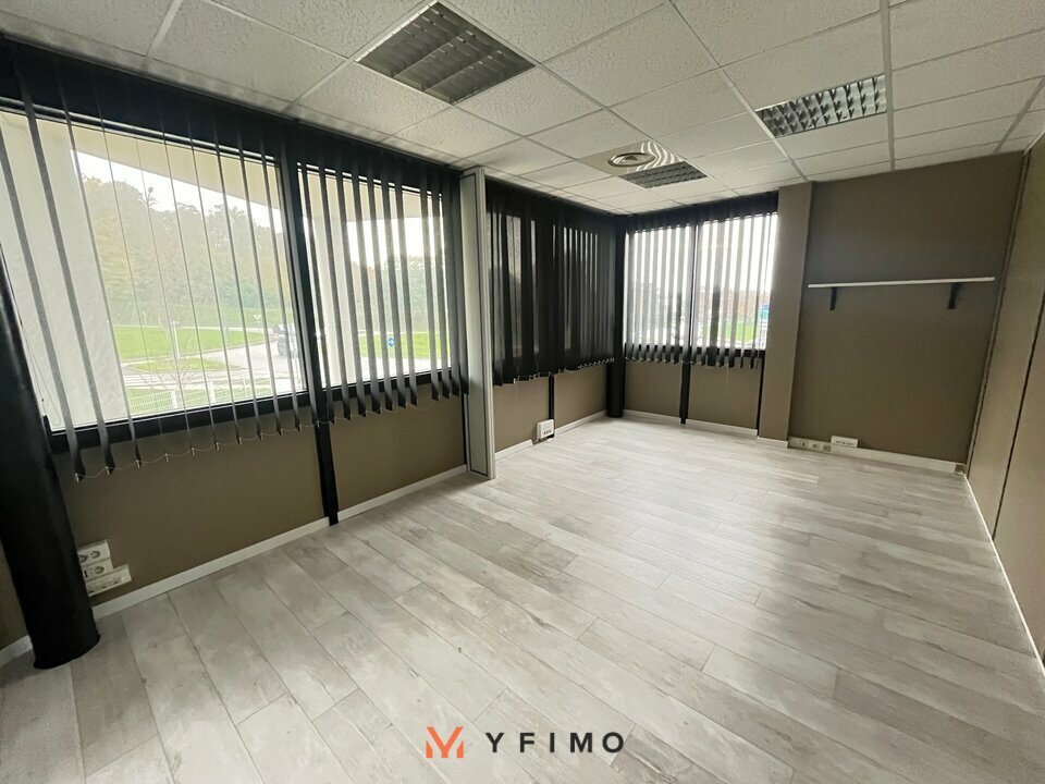 Bureaux AUBERGENVILLE - photo 7