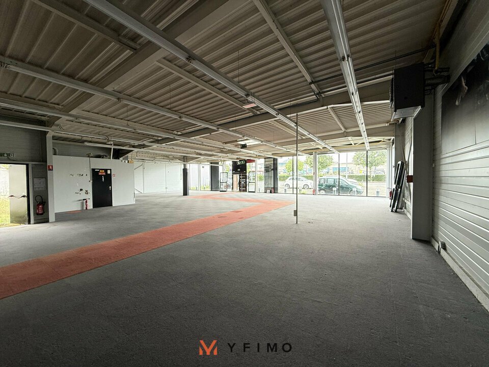 Commerce MONTESSON - photo 11
