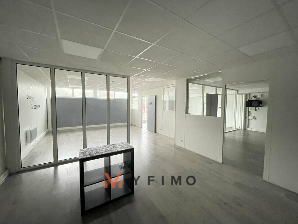 Bureaux MAULE - photo 5