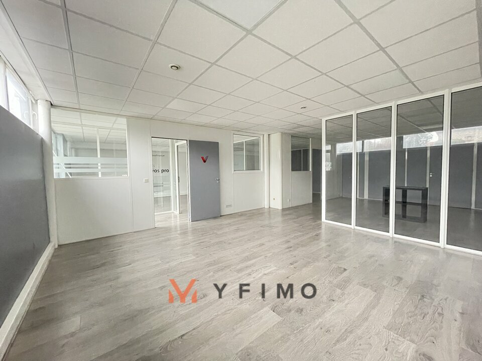 Bureaux MAULE - photo 2