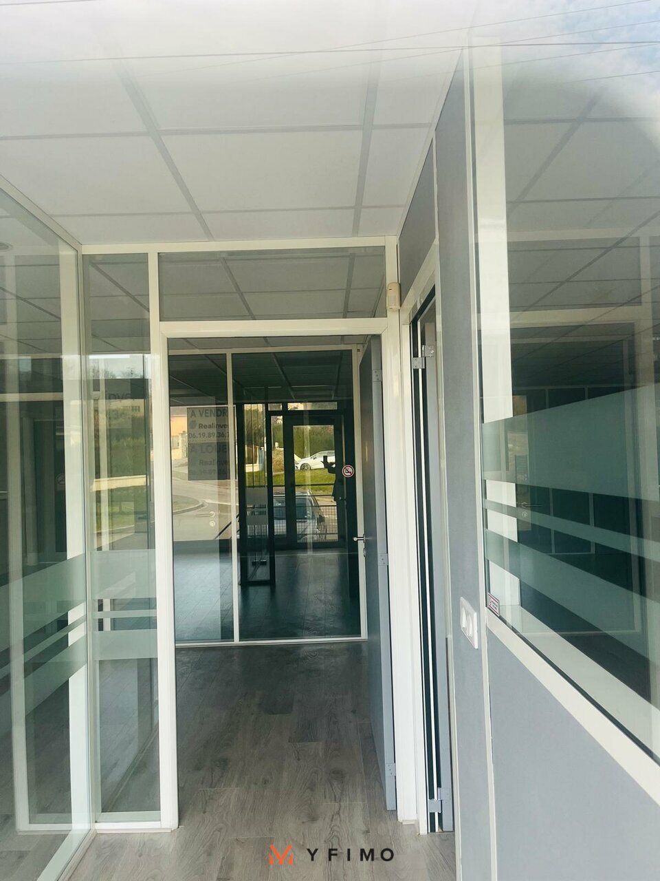 Bureaux MAULE - photo 3