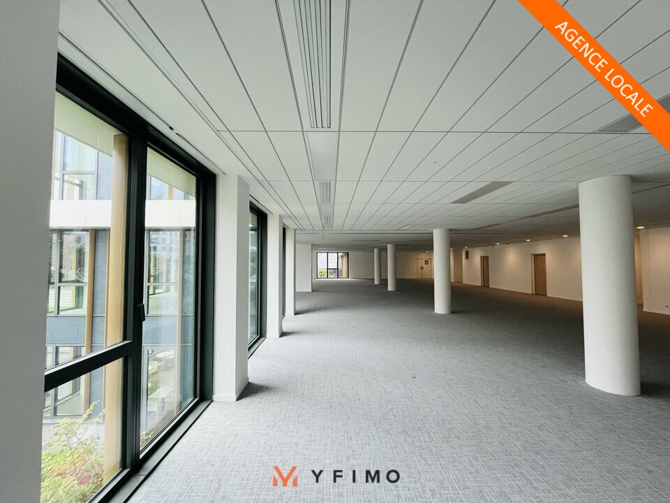 Bureaux MONTIGNY LE BRETONNEUX - photo 2