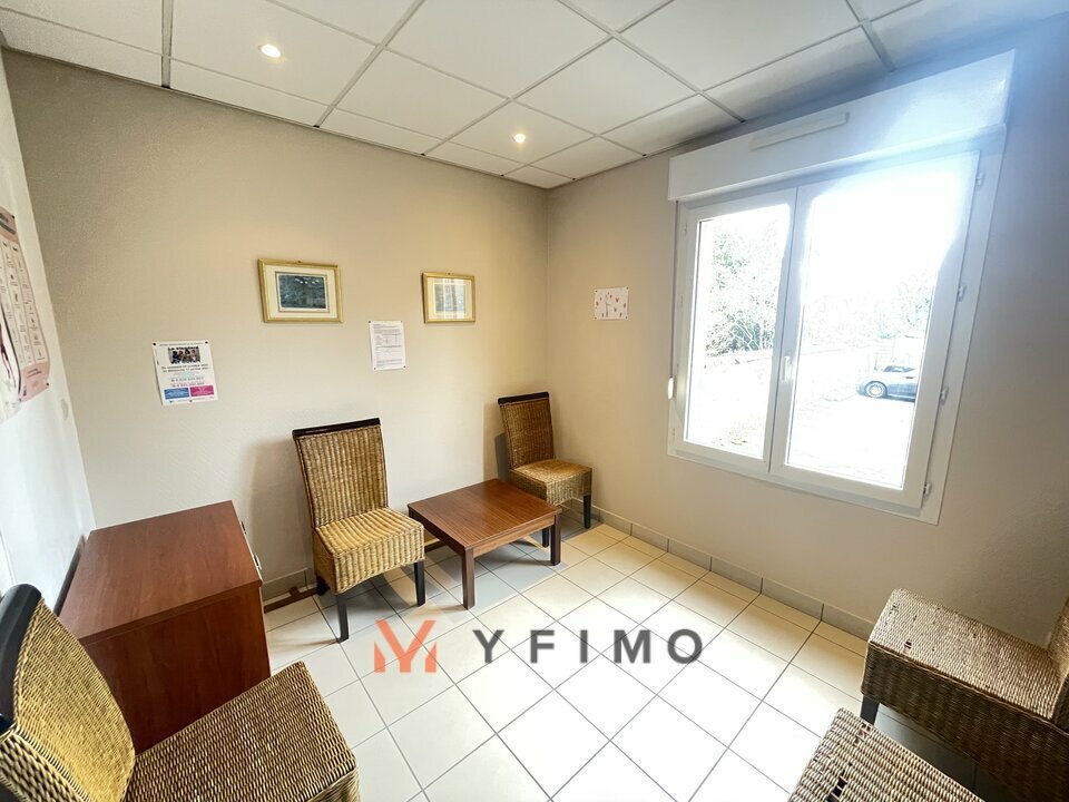 Bureaux LES MUREAUX - photo 10