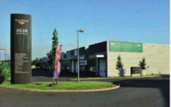 Local d'activites SAINT BRICE SOUS FORET