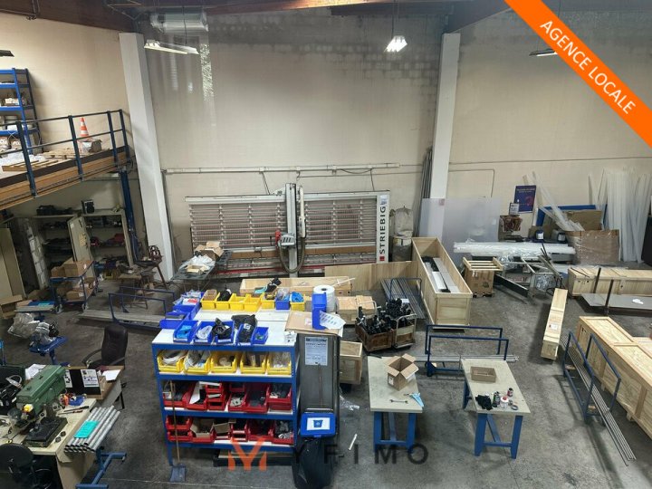 Local d'activites MAGNY-LES-HAMEAUX