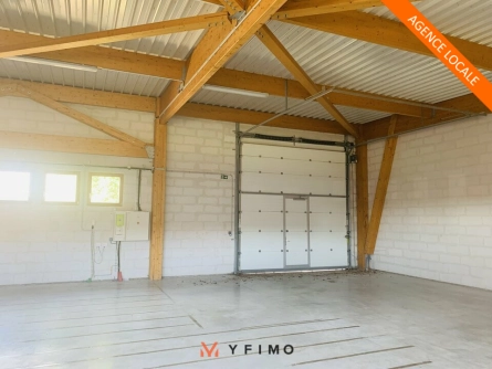 Photo 1 – location entrepôts et locaux d'activité CARRIERES SOUS POISSY (78955)