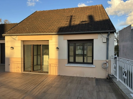 Photo 1 – location bureaux CONFLANS-SAINTE-HONORINE (78700)