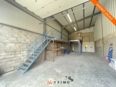 Photo 1 – location entrepôts et locaux d'activité ECQUEVILLY (78920)