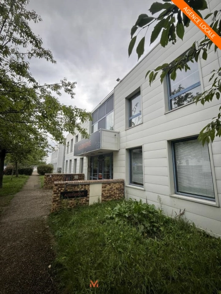 Photo 1 – vente entrepôts et locaux d'activité CROISSY SUR SEINE (78290)