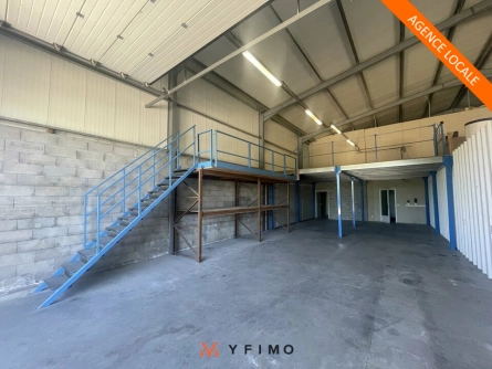 Photo 1 – location entrepôts et locaux d'activité ECQUEVILLY (78920)