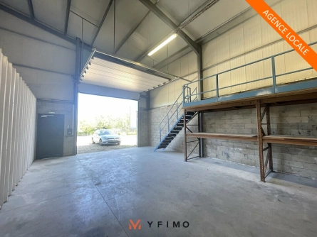 Photo 1 – location entrepôts et locaux d'activité ECQUEVILLY (78920)