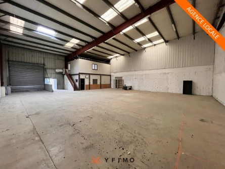 Photo 1 – location entrepôts et locaux d'activité LES MUREAUX (78130)