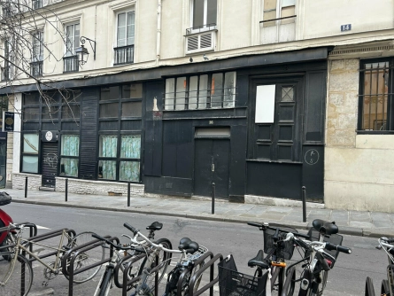 Photo 1 – location commerce	PARIS (75002)