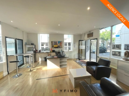 Photo 1 – location bureaux MANTES-LA-JOLIE (78200)