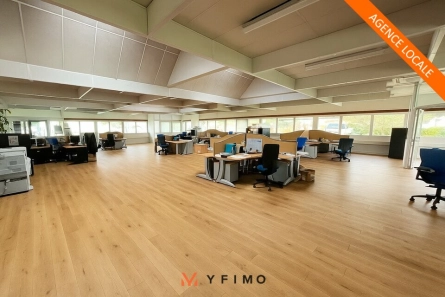Photo 1 – location bureaux LIMAY (78520)