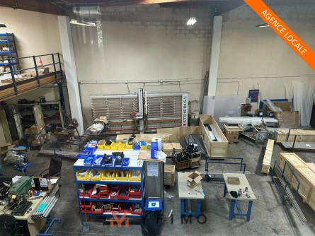 Photo 1 – location entrepôts et locaux d'activité MAGNY-LES-HAMEAUX (78114) de 754 m²