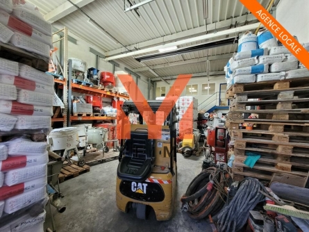 Photo 1 – location entrepôts et locaux d'activité POISSY (78300)