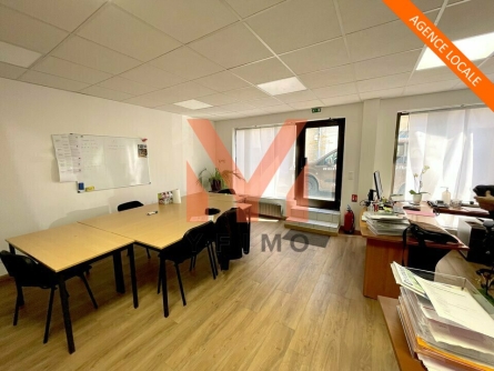 Photo 1 – location commerce LIMAY (78520)