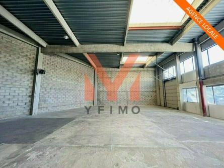Photo 1 – location entrepôts et locaux d'activité POISSY (78300)