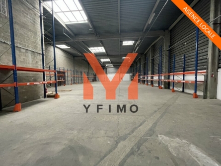 Photo 1 – location entrepôts et locaux d'activité EPONE (78680)