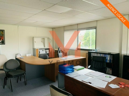 Photo 1 – location bureaux ECQUEVILLY (78920)