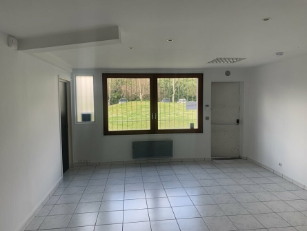 Photo 1 – location bureaux VERNOUILLET (78540)