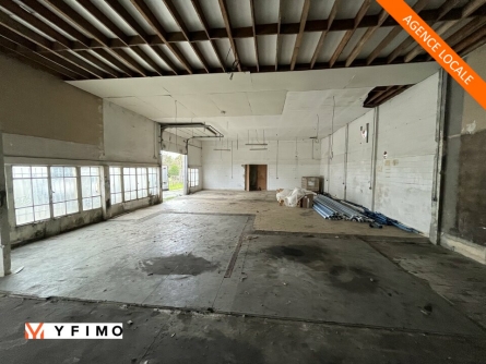 Photo 1 – location entrepôts et locaux d'activité AUBERGENVILLE (78410)