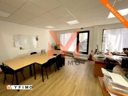 Photo 1 – location bureaux LIMAY (78520)