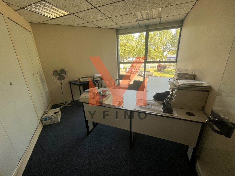 VENTE ENTREPÔTS ET LOCAUX D'ACTIVITÉ BUCHELAY (78200) | 78_0684 | photo 6