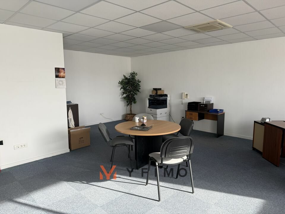 VENTE ENTREPÔTS ET LOCAUX D'ACTIVITÉ AUBERGENVILLE (78410) | 78_1560 | photo 6