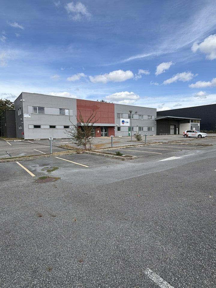 VENTE ENTREPÔTS ET LOCAUX D'ACTIVITÉ CHANTELOUP LES VIGNES (78570) | 78_0121 | photo 7