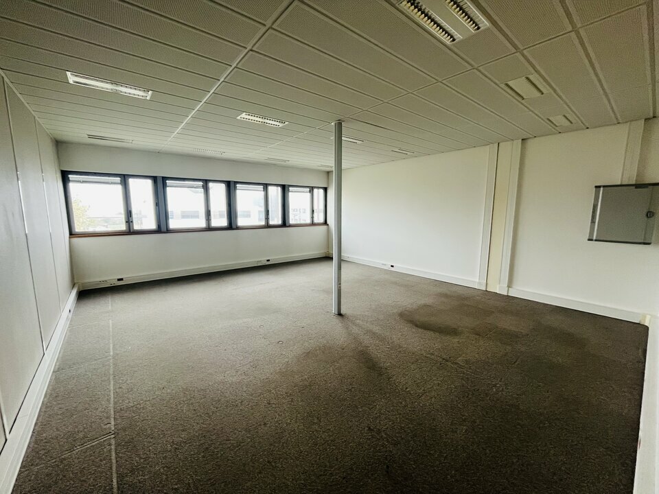 LOCATION BUREAUX BUCHELAY (78200) | 78_0577 | photo 4