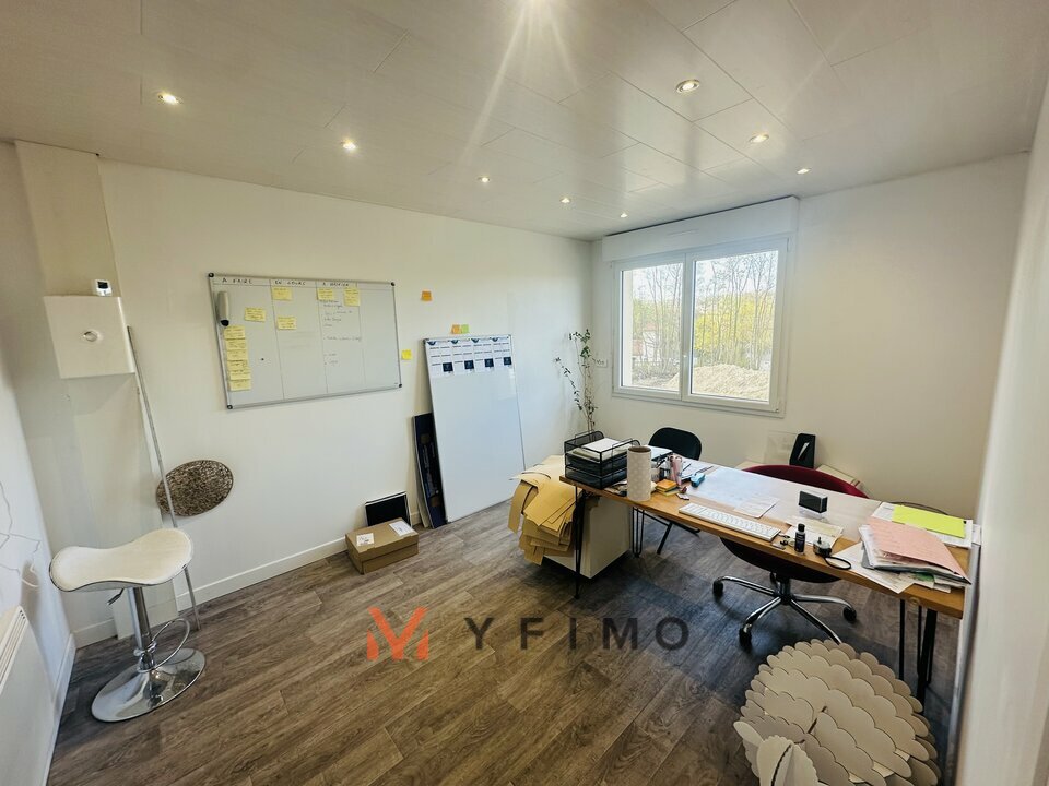 LOCATION ENTREPÔTS ET LOCAUX D'ACTIVITÉ ORGEVAL (78630) | 78_1582 | photo 2