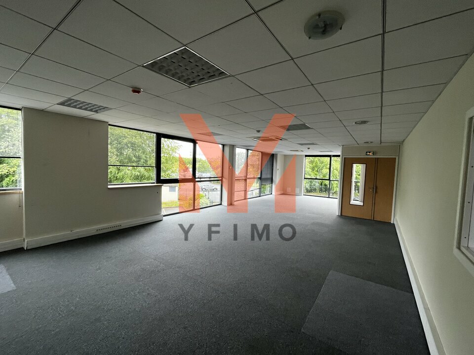 LOCATION ENTREPÔTS ET LOCAUX D'ACTIVITÉ TRAPPES (78190) | 78_0568 | photo 6