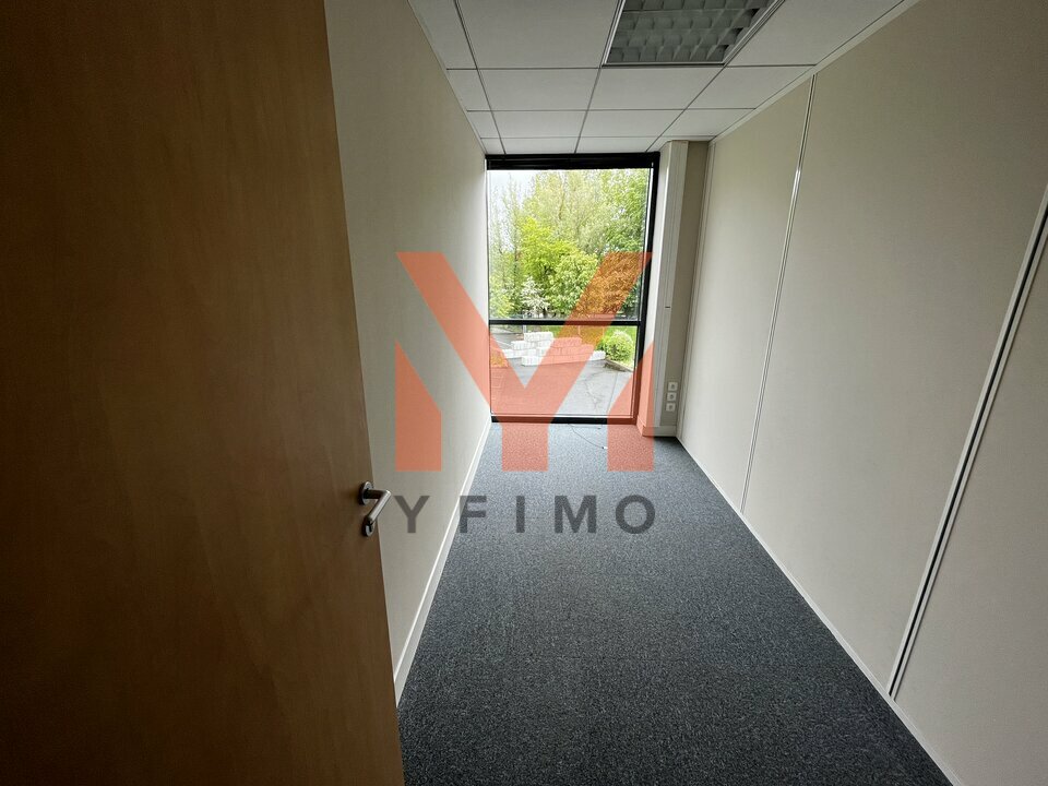 LOCATION ENTREPÔTS ET LOCAUX D'ACTIVITÉ TRAPPES (78190) | 78_0568 | photo 9