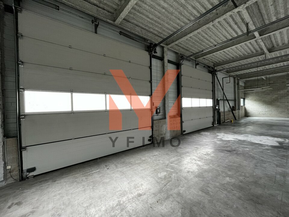 LOCATION ENTREPÔTS ET LOCAUX D'ACTIVITÉ TRAPPES (78190) | 78_0568 | photo 4