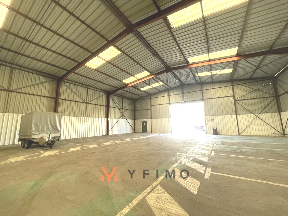 VENTE ENTREPÔTS ET LOCAUX D'ACTIVITÉ LES MUREAUX (78130) | 78_1570 | photo 2