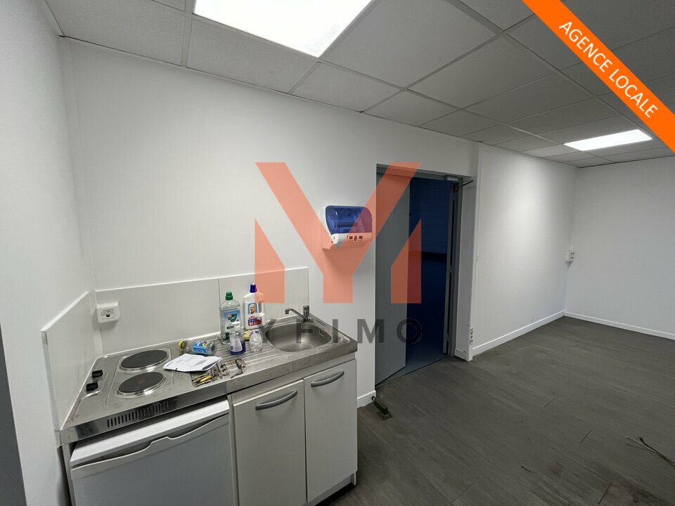 LOCATION ENTREPÔTS ET LOCAUX D'ACTIVITÉ SARTROUVILLE (78500) | 78_0832 | photo 4