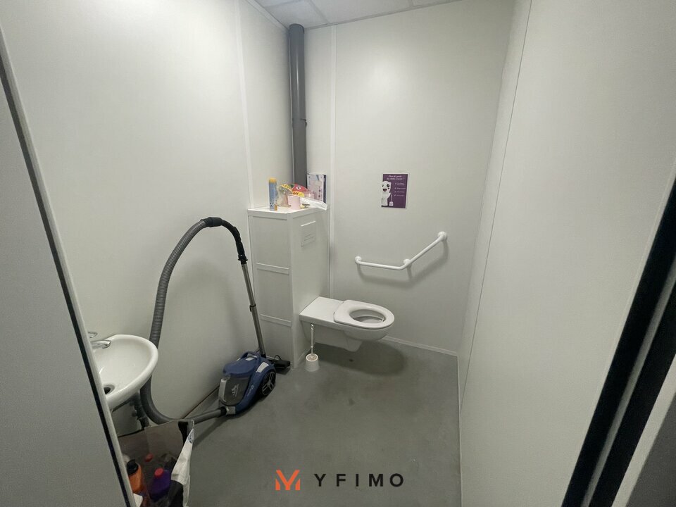 LOCATION ENTREPÔTS ET LOCAUX D'ACTIVITÉ AUBERGENVILLE (78410) | 78_1363 | photo 2