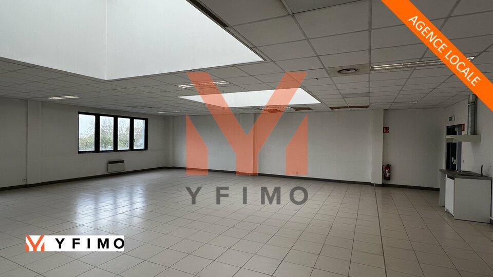 LOCATION ENTREPÔTS ET LOCAUX D'ACTIVITÉ CHANTELOUP LES VIGNES (78570) | 78_0549 | photo 2