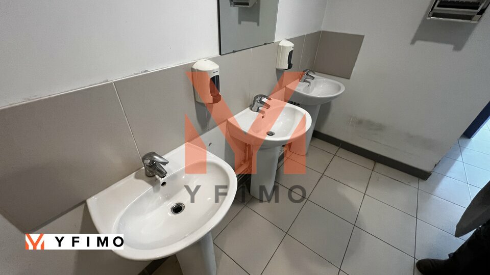 LOCATION ENTREPÔTS ET LOCAUX D'ACTIVITÉ CHANTELOUP LES VIGNES (78570) | 78_0549 | photo 6