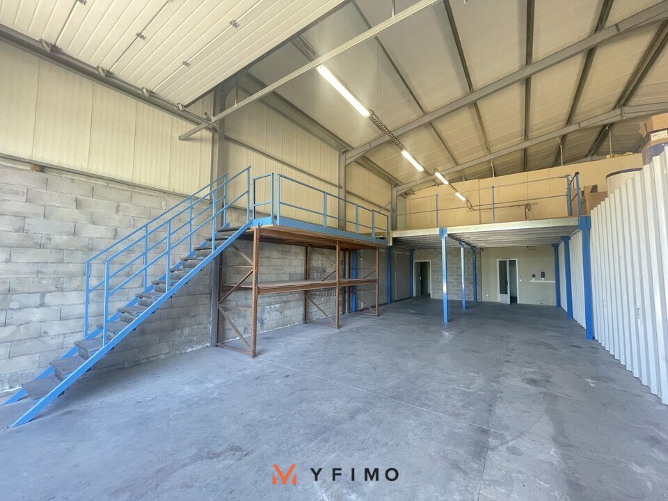 LOCATION ENTREPÔTS ET LOCAUX D'ACTIVITÉ ECQUEVILLY (78920) | 78_0773 | photo 2
