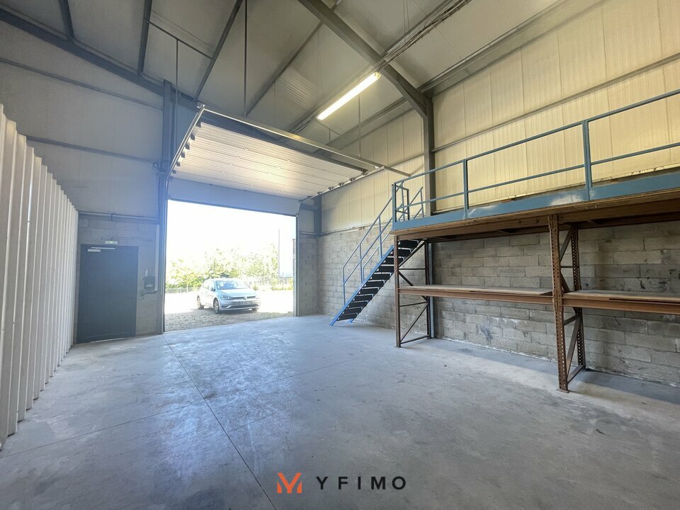 LOCATION ENTREPÔTS ET LOCAUX D'ACTIVITÉ ECQUEVILLY (78920) | 78_0773 | photo 4