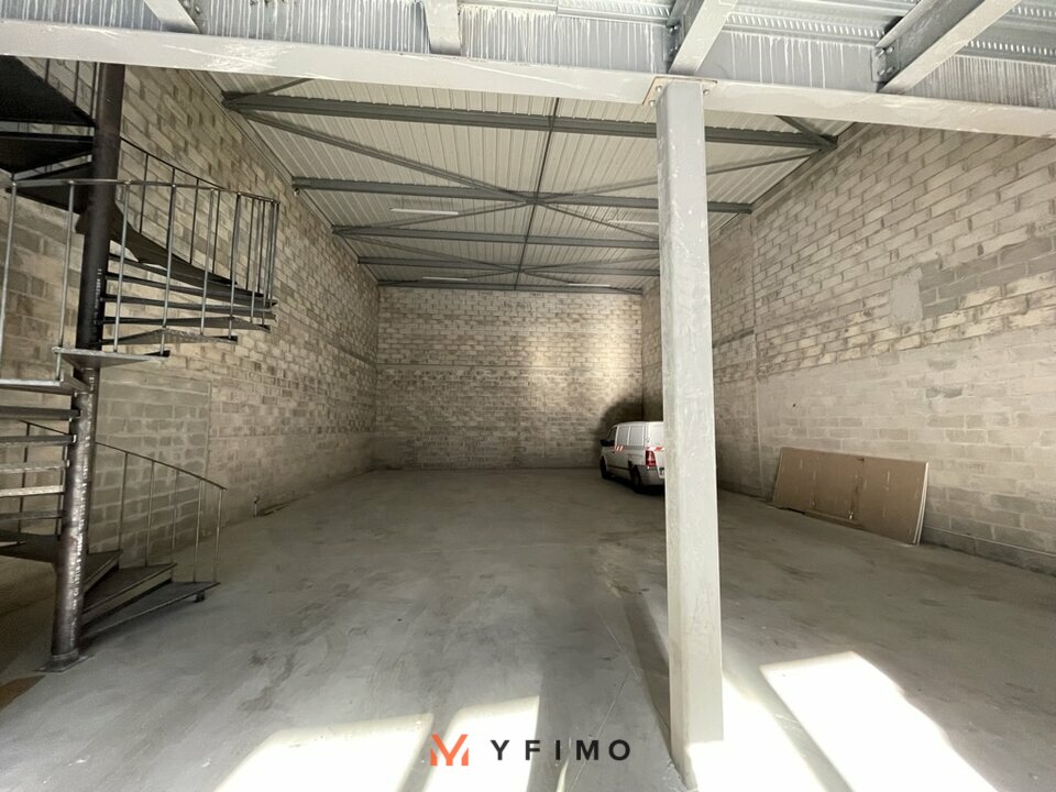LOCATION ENTREPÔTS ET LOCAUX D'ACTIVITÉ MANTES LA VILLE (78200) | 78_1066 | photo 2