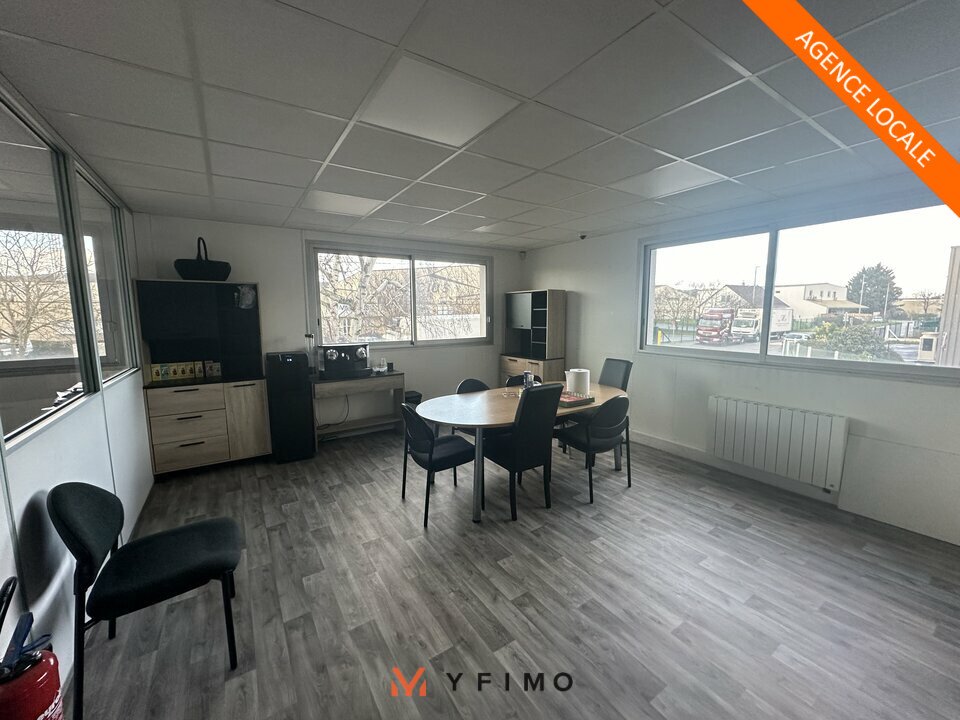 VENTE ENTREPÔTS ET LOCAUX D'ACTIVITÉ CHANTELOUP LES VIGNES (78570) | 78_0974 | photo 4