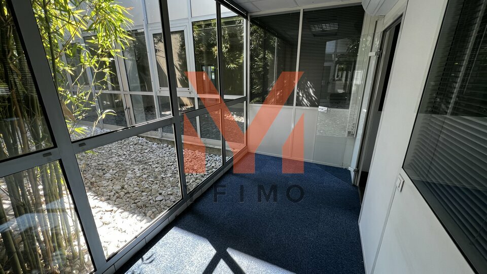 LOCATION ENTREPÔTS ET LOCAUX D'ACTIVITÉ SARTROUVILLE (78500) | 78_0567 | photo 6