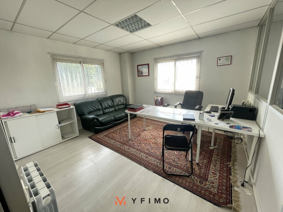 LOCATION ENTREPÔTS ET LOCAUX D'ACTIVITÉ ECQUEVILLY (78920) | 78_1371 | photo 3