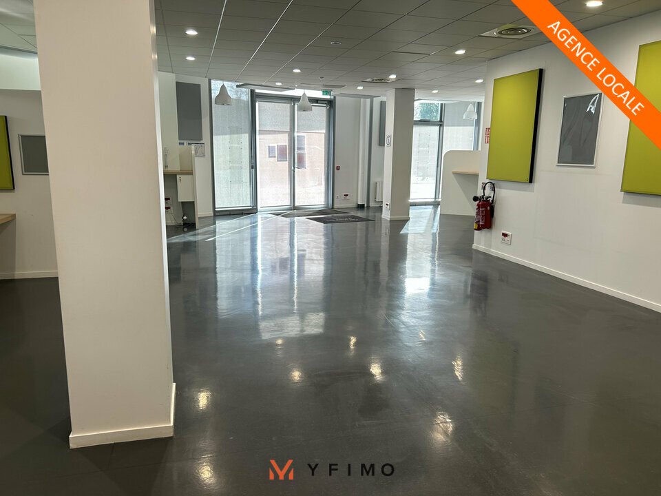 LOCATION COMMERCE SAINT-GERMAIN-EN-LAYE (78100) | 78_1539 | photo 2